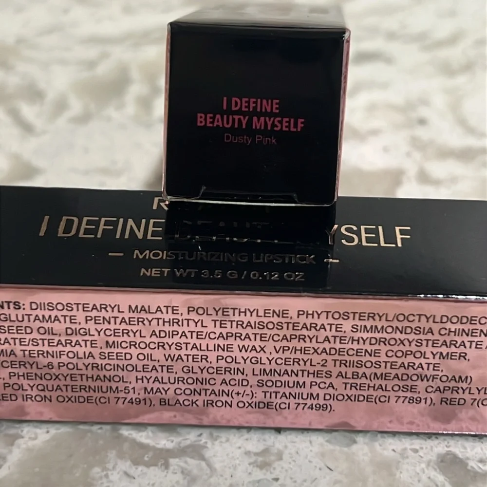 RealHer Moisturizing Lipstick - I Define Beauty Myself (Dusty Pink)